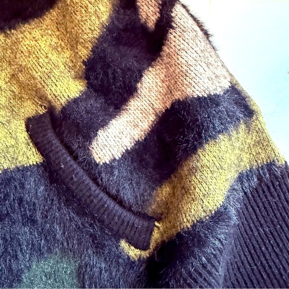 Anatomie Ciara Hoodie Jacket In Cozy 3D Camouflage Print - Picture 9 of 11